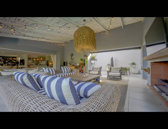 5 BEDROOM HOUSE TO LET IN SIMBITHI ECO ESTATE